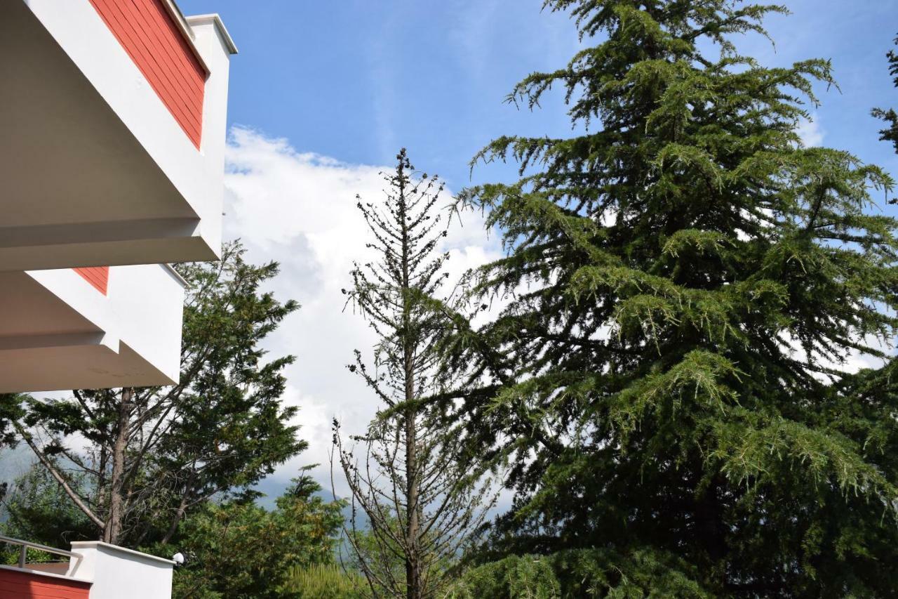 Chateau Linza Resort Тирана Екстериор снимка